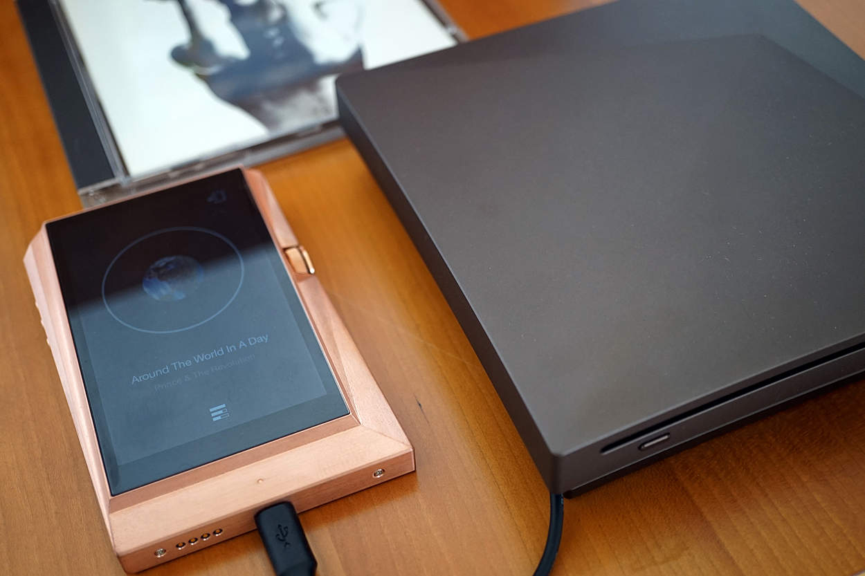 - AK380 player and the CD ripper REM14 -