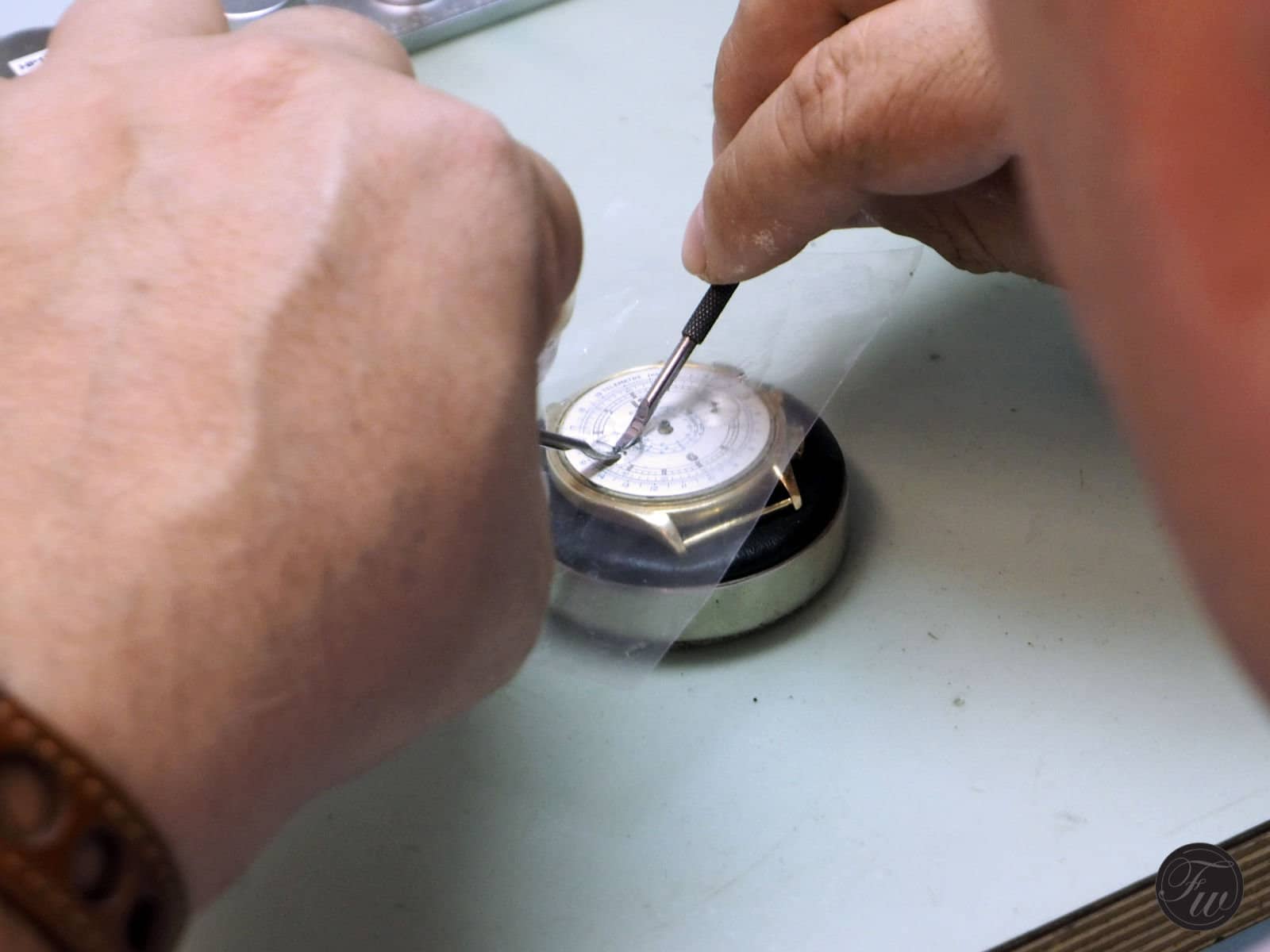 chronograph service by Kalle Slaap