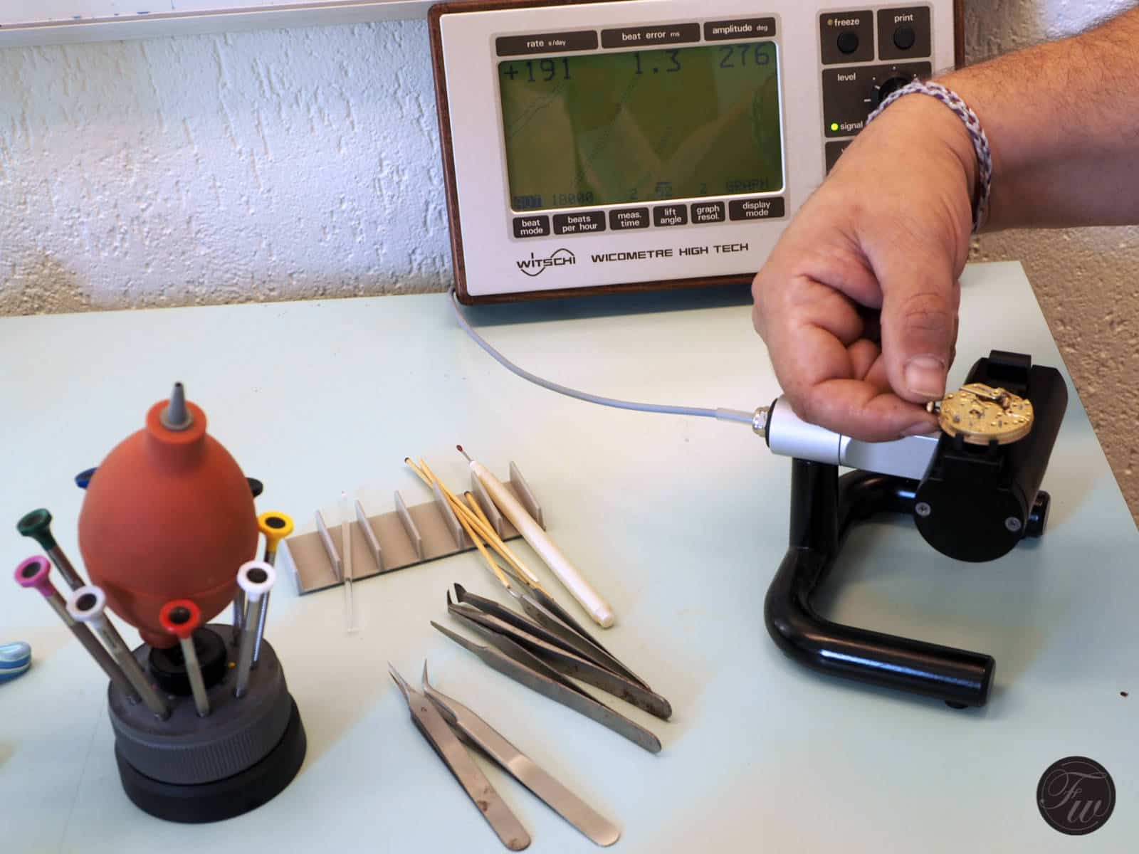 chronograph service by Kalle Slaap
