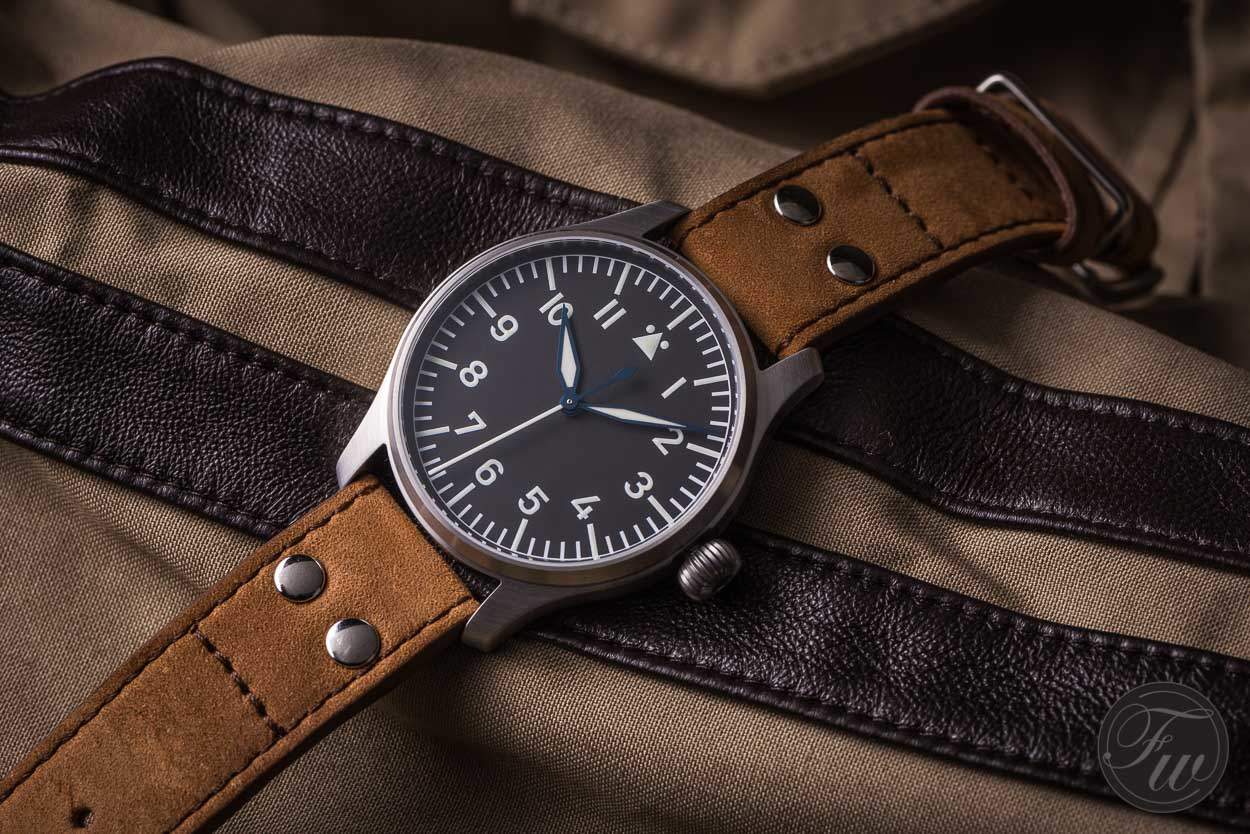Hands-On With The Stowa Flieger Klassik 40 – A Cool Pilot’s Watch Under 1000 Euro