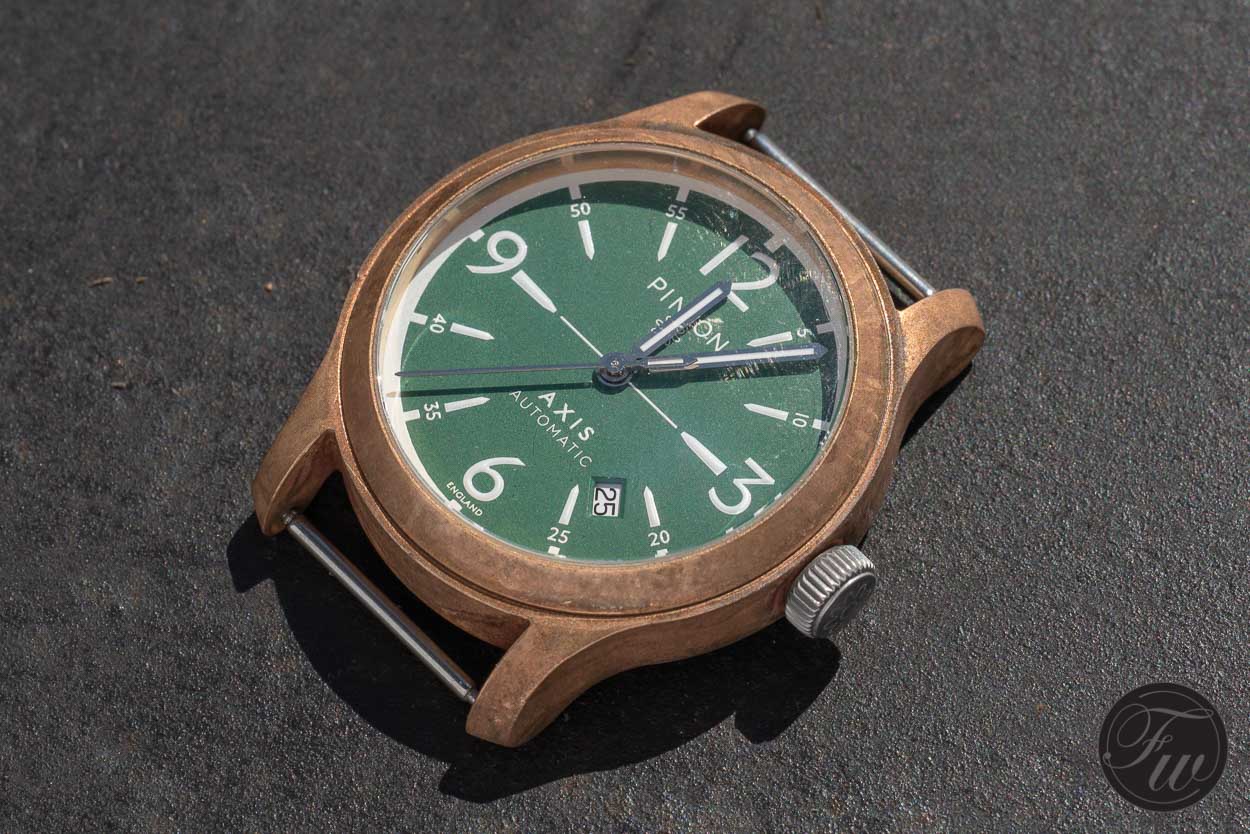 jorden Gendanne kant Bronze Watch Patina Project - Speed Up The Ageing