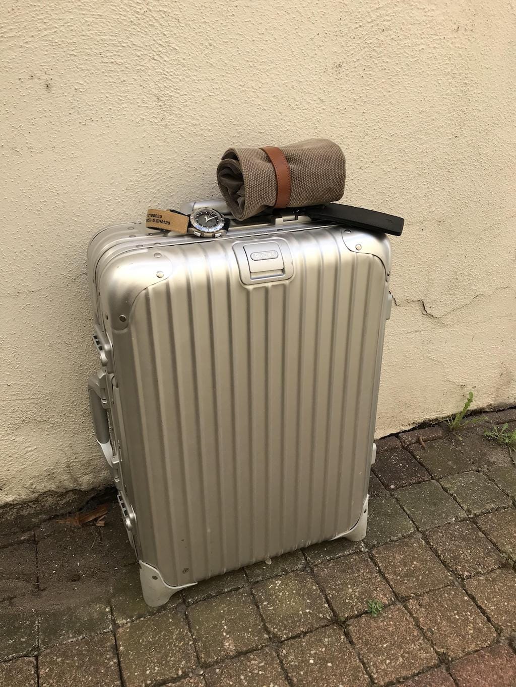 rimowa topas vs original