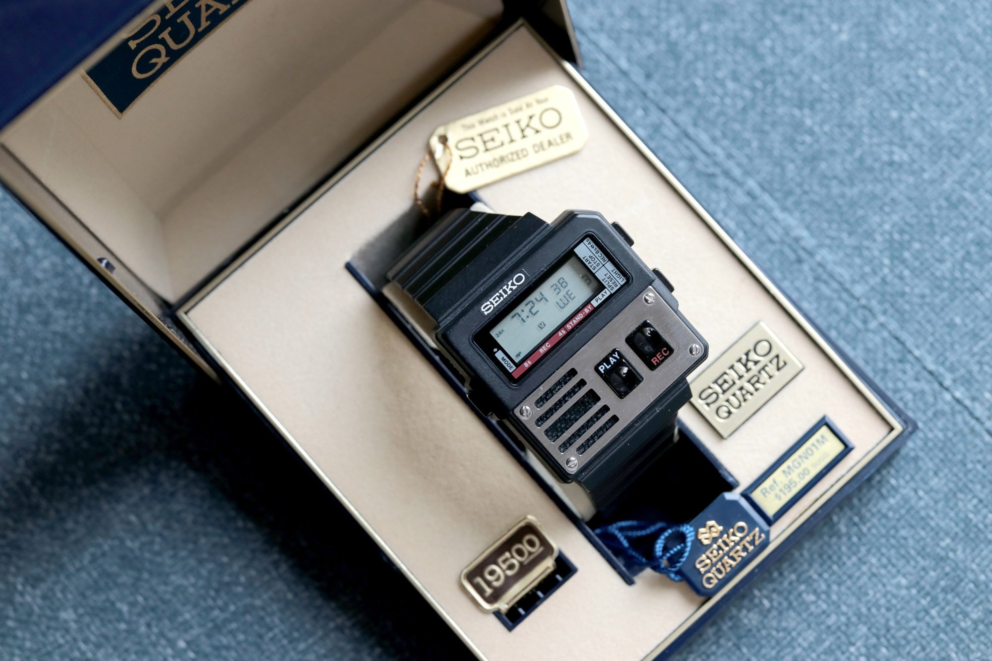 TBT Seiko Voice Note M516-4009