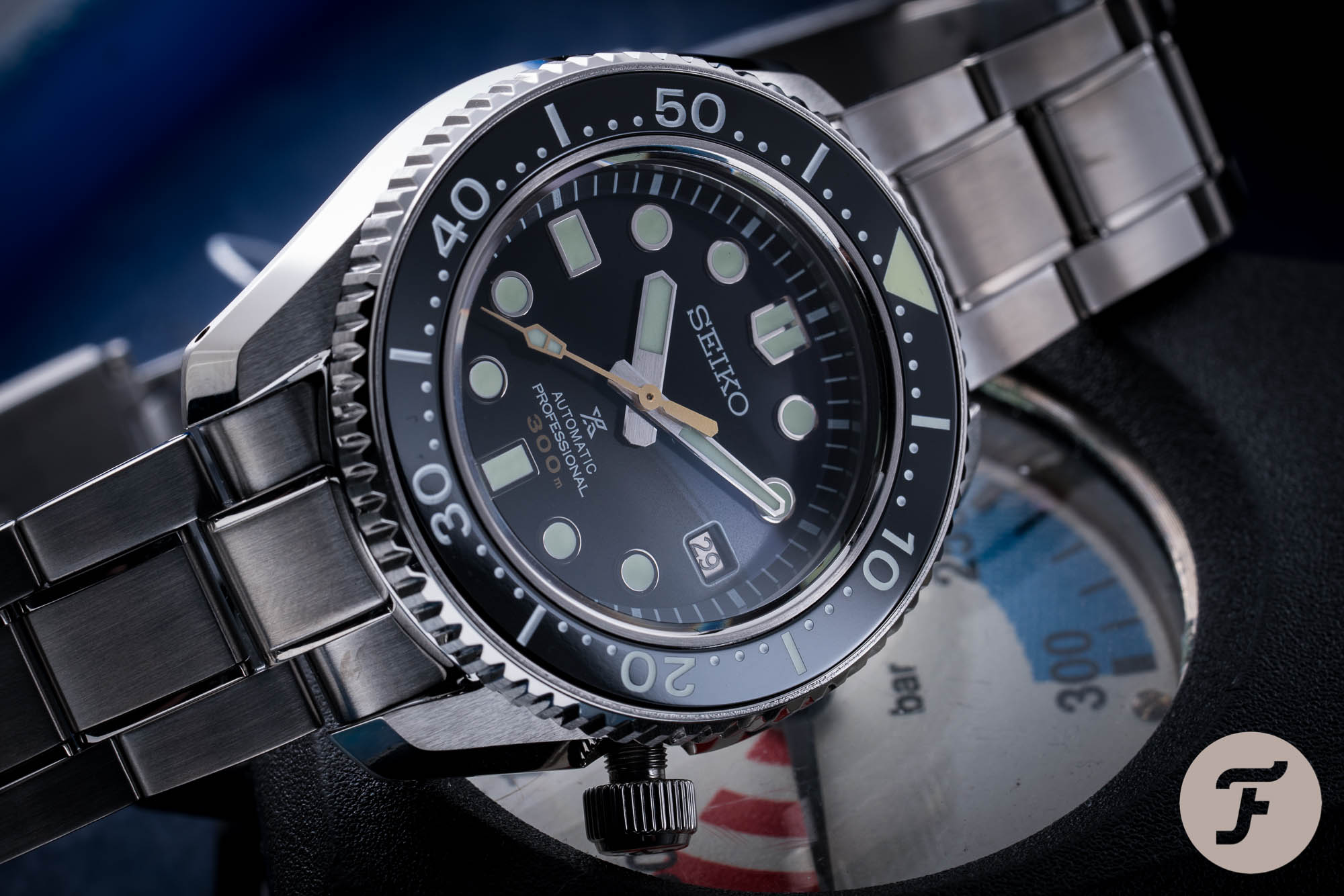 Seiko Marinemaster 300 SLA021J1 - Still the best in class?